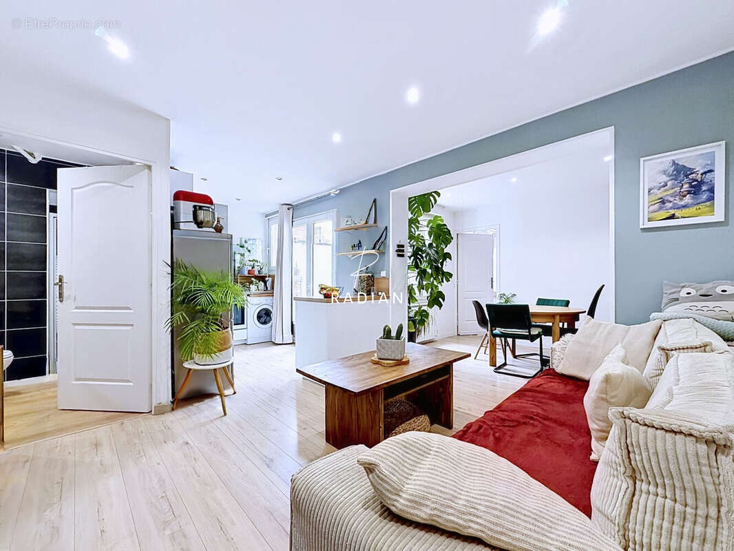Appartement 56 m² à Lille  - photo 2