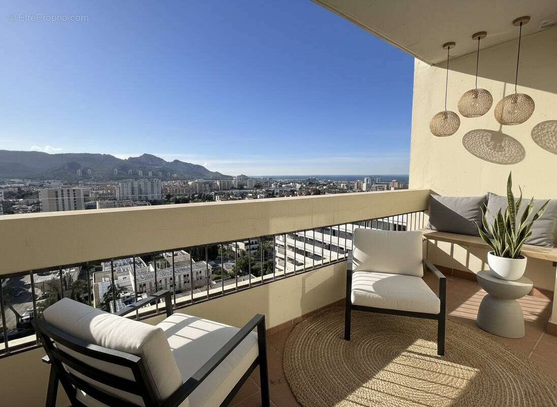 Appartement à MARSEILLE-9E