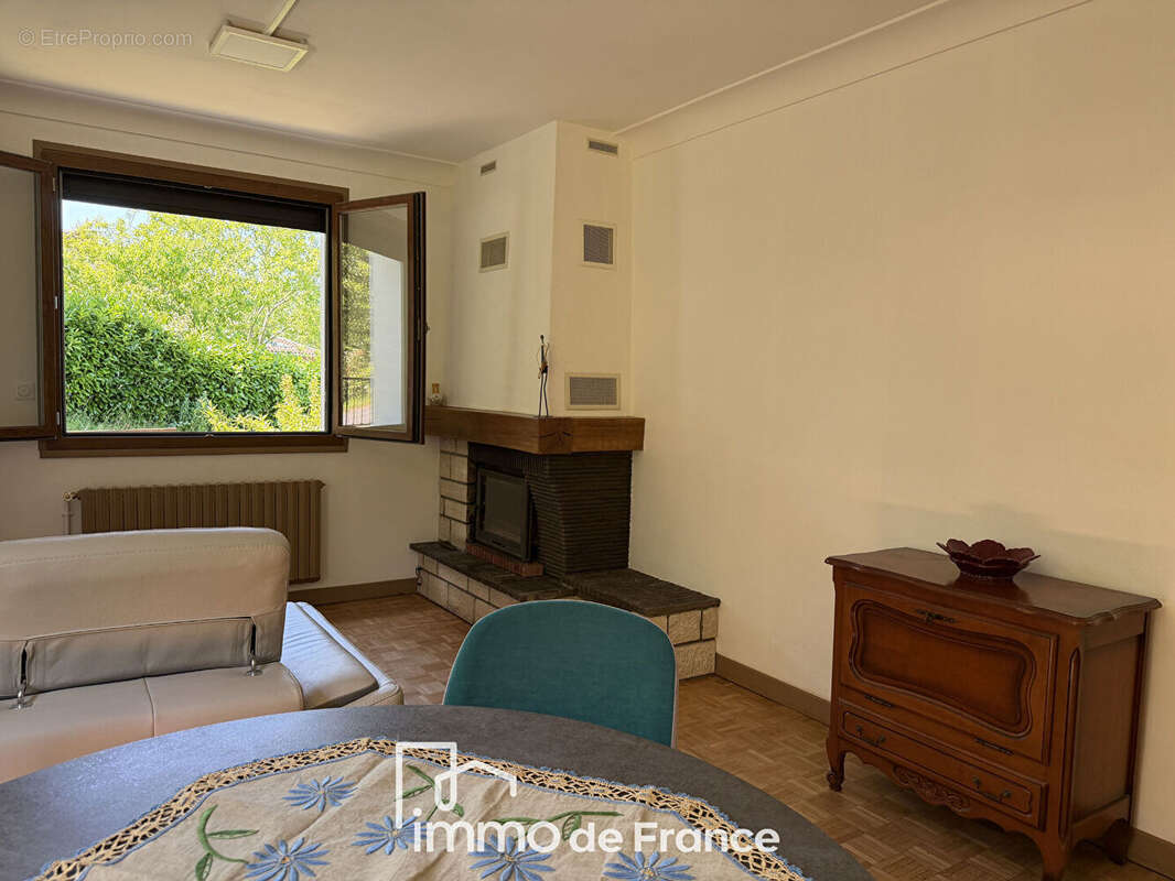 Sur le GR65-Maison T5 avec grand sous-sol-EXCLUSIVITE - photo 6
