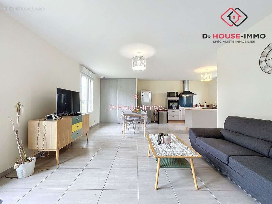 Maison à GRUN-BORDAS