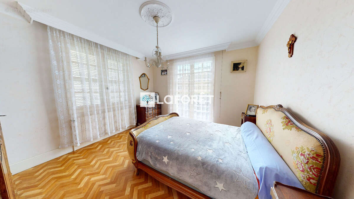 Maison à LILLEBONNE