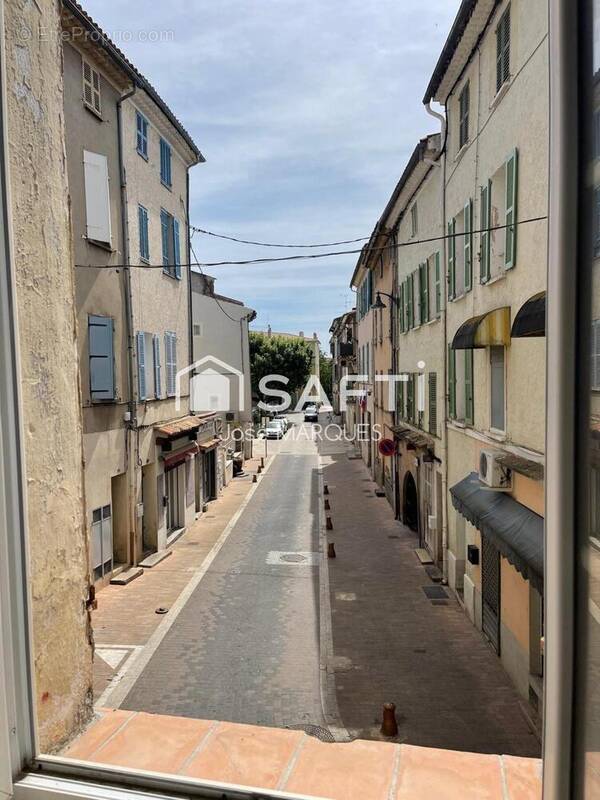 Photo 1 - Appartement à LE LUC