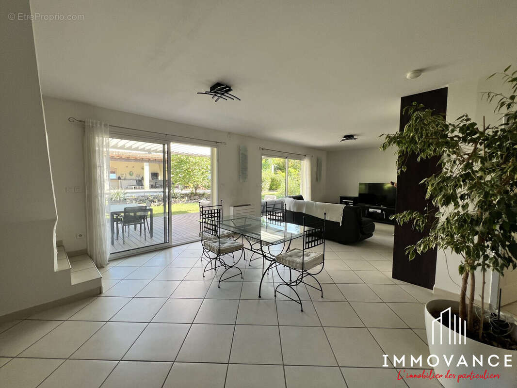 Maison à PRADES-LE-LEZ