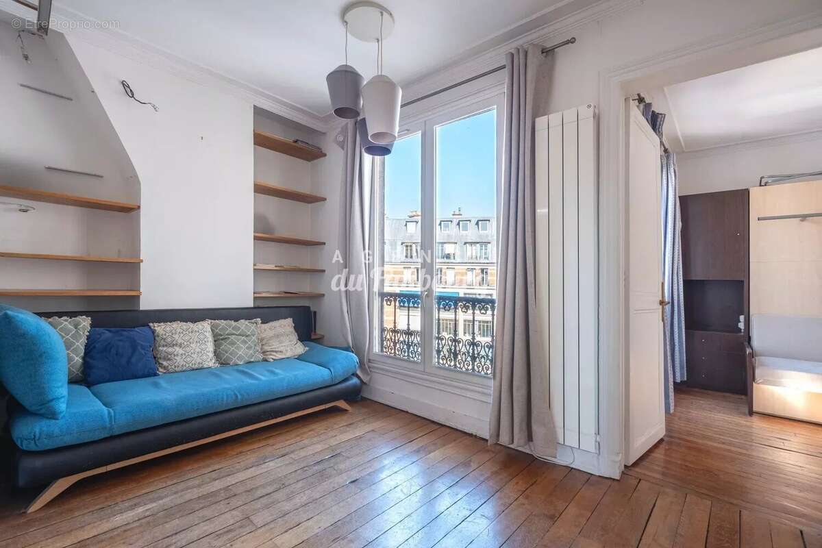 Appartement à PARIS-10E