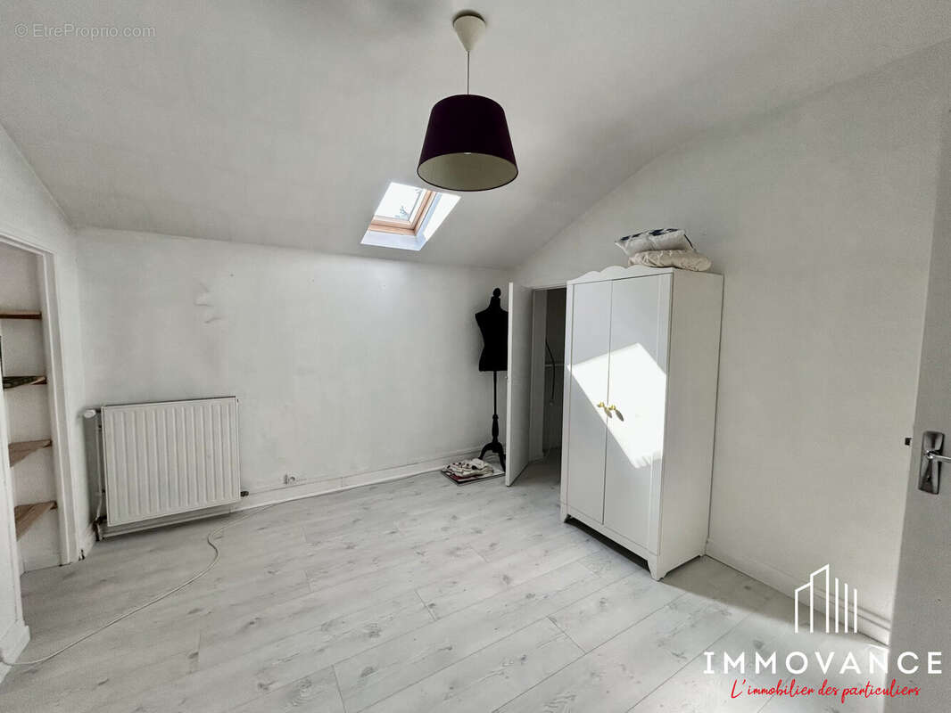 Maison à SEVERAC-LE-CHATEAU