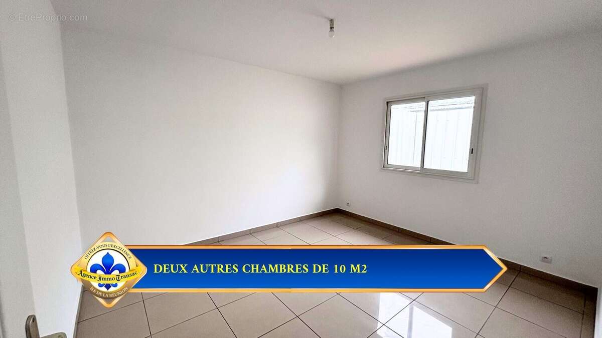 Maison 100 m² à Le Tampon  - photo 9