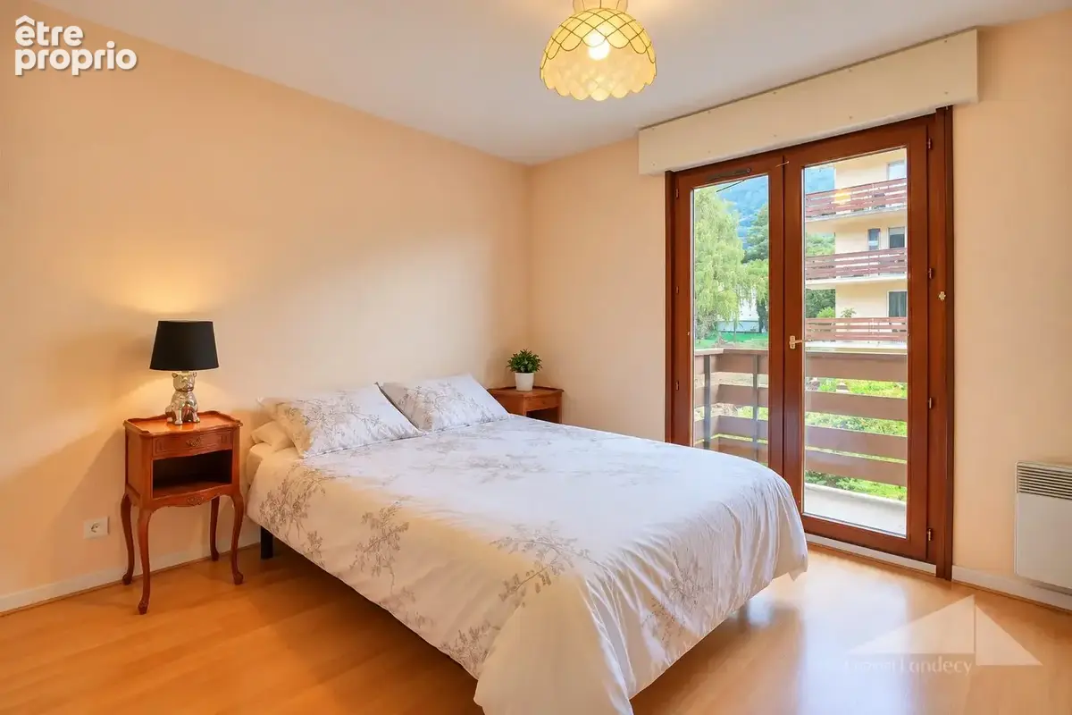 Appartement 3 pièces 85 m² à vendre à Thoiry (01710) - photo 8