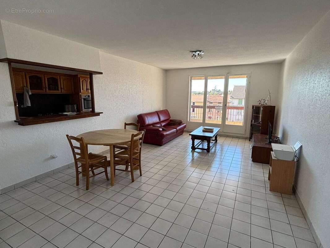Appartement à BOURG-DE-PEAGE