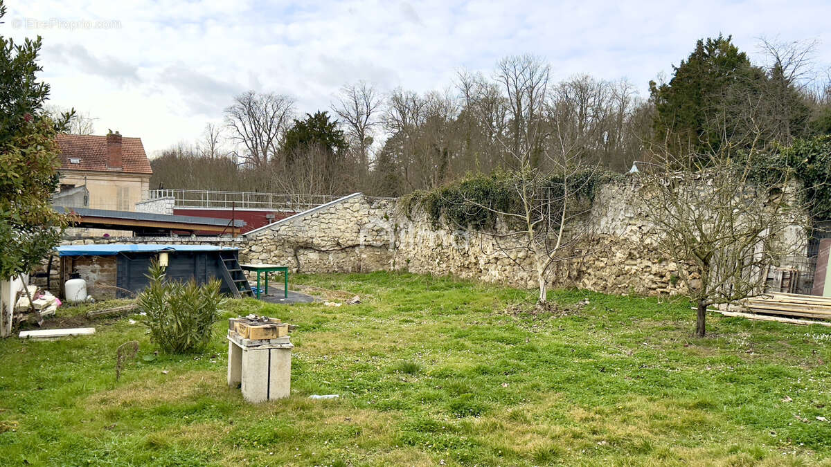 Maison à CROUY-SUR-OURCQ