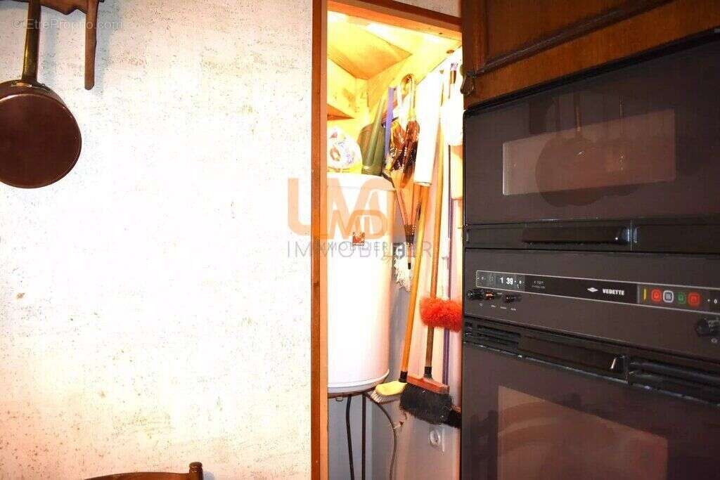 Maison à LIVINHAC-LE-HAUT