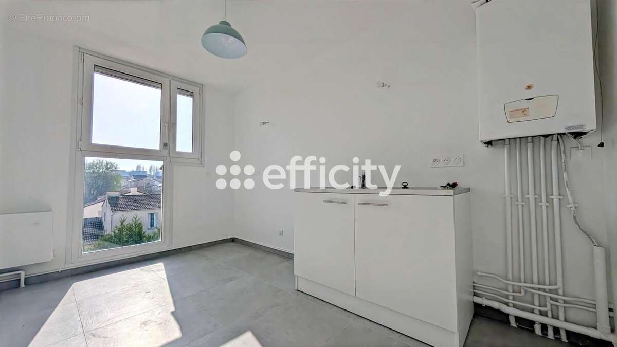 Appartement à LOGNES