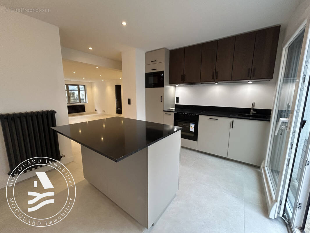 Maison à LOCMARIAQUER