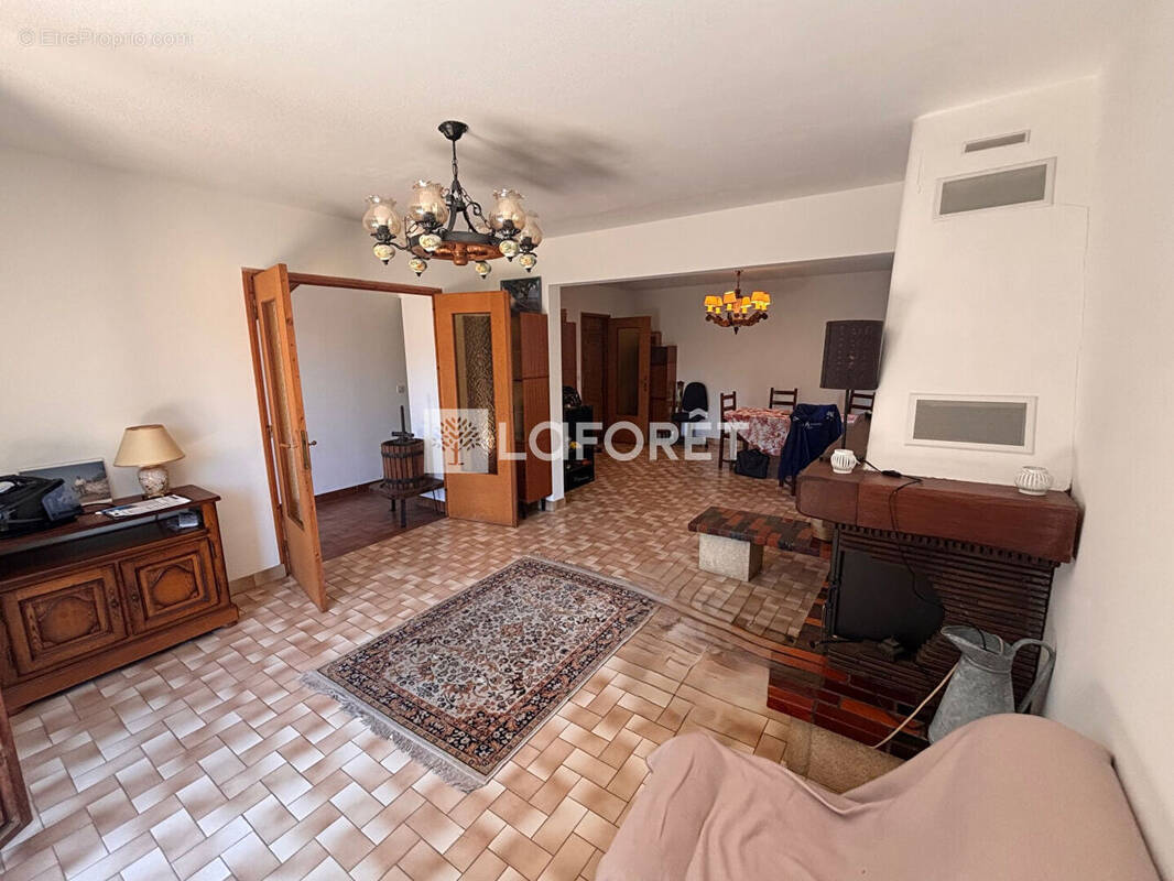 Maison à LES PAVILLONS-SOUS-BOIS