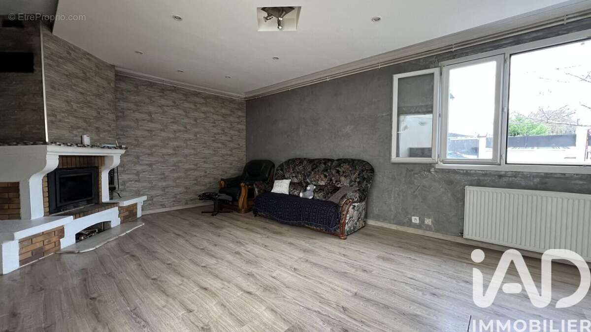 Photo 2 - Maison à PIERREFITTE-SUR-SEINE