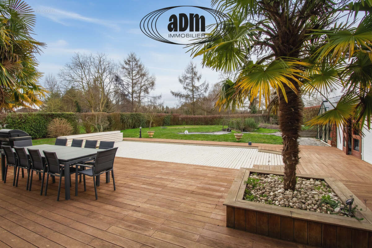 Maison à BAILLY-ROMAINVILLIERS