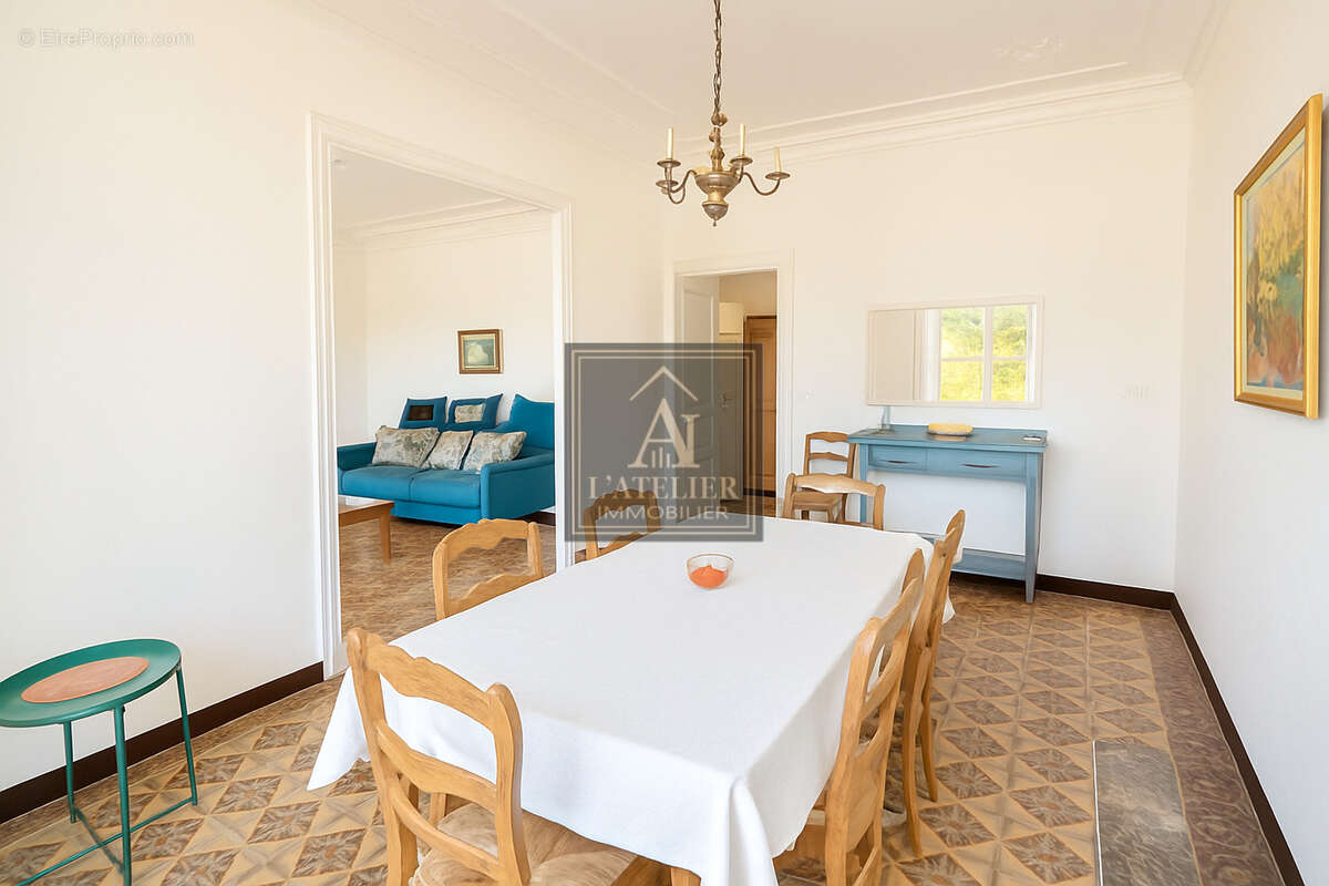 Maison à SOLLIES-TOUCAS