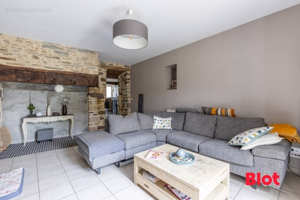 Maison à CHATEAUGIRON