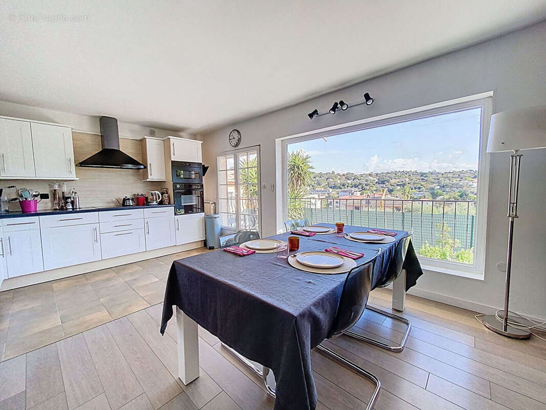 Maison à CAGNES-SUR-MER