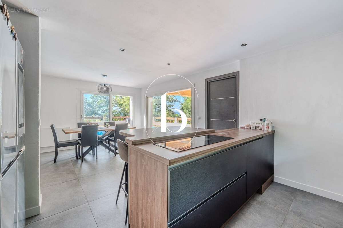 Maison 130 m² à Saint-Michel-D'euzet  - photo 19