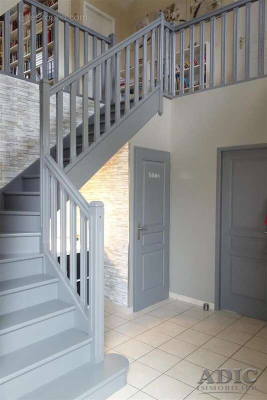 Maison à OTHIS