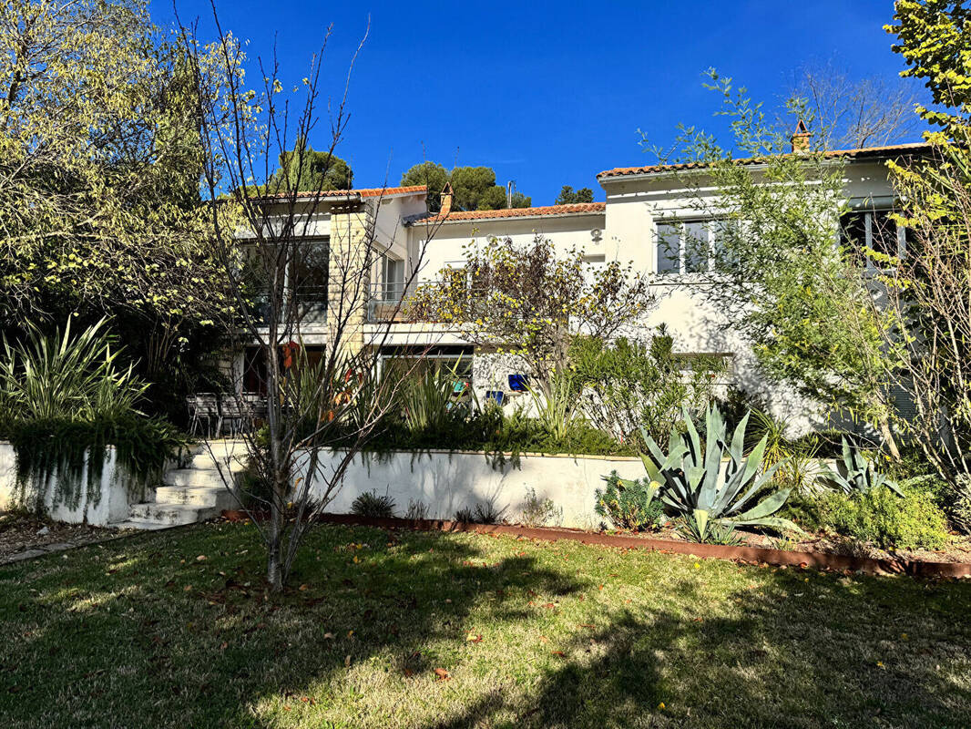 Maison à VILLENEUVE-LES-AVIGNON