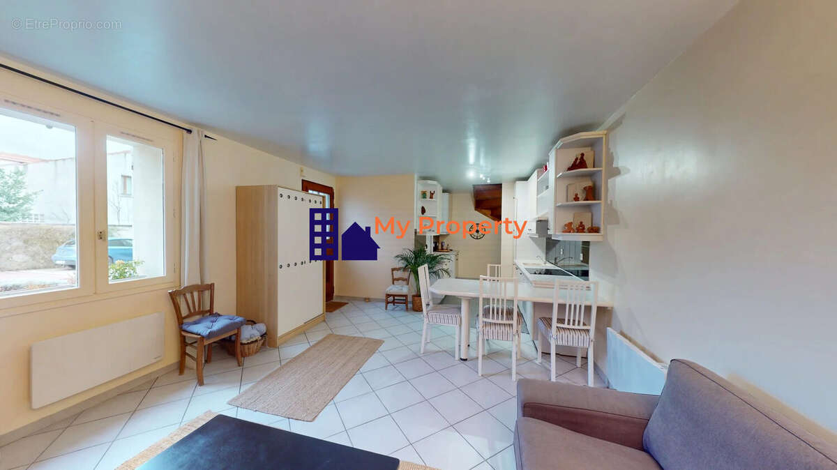 Appartement à HOUILLES
