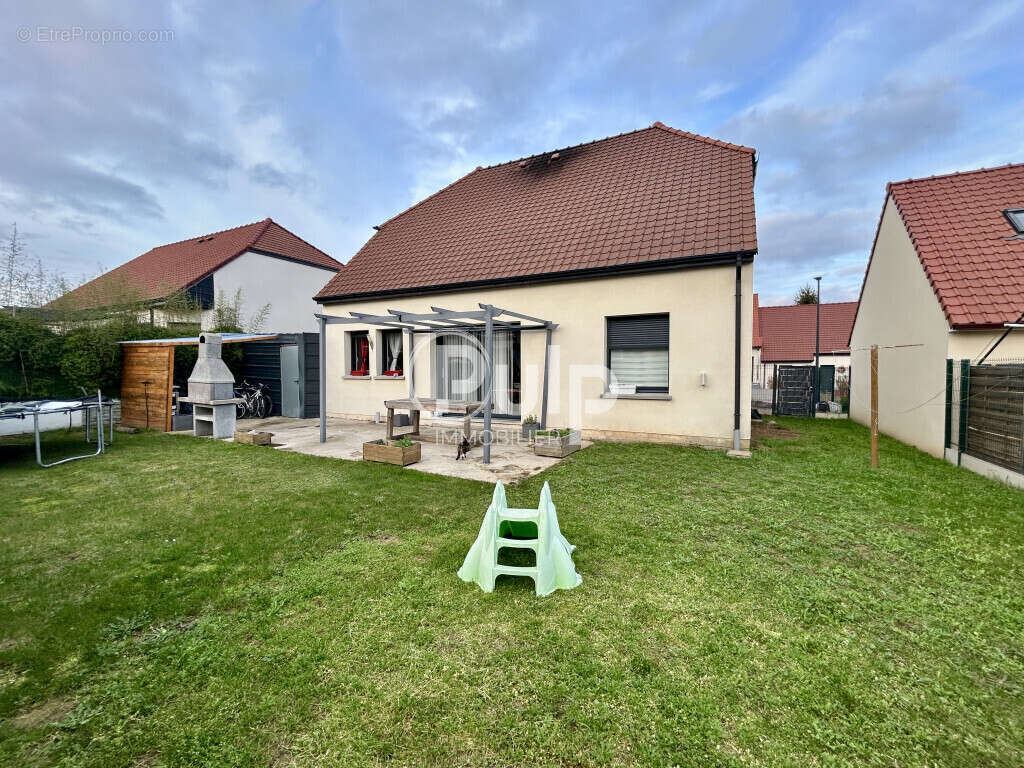 Maison à MAZINGARBE