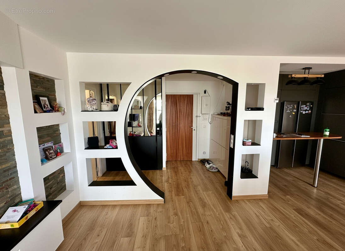 Appartement à LES MUREAUX