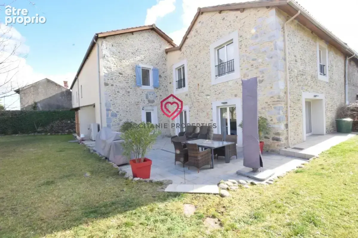 Exceptionnelle propriété avec énorme potentiel - photo 4