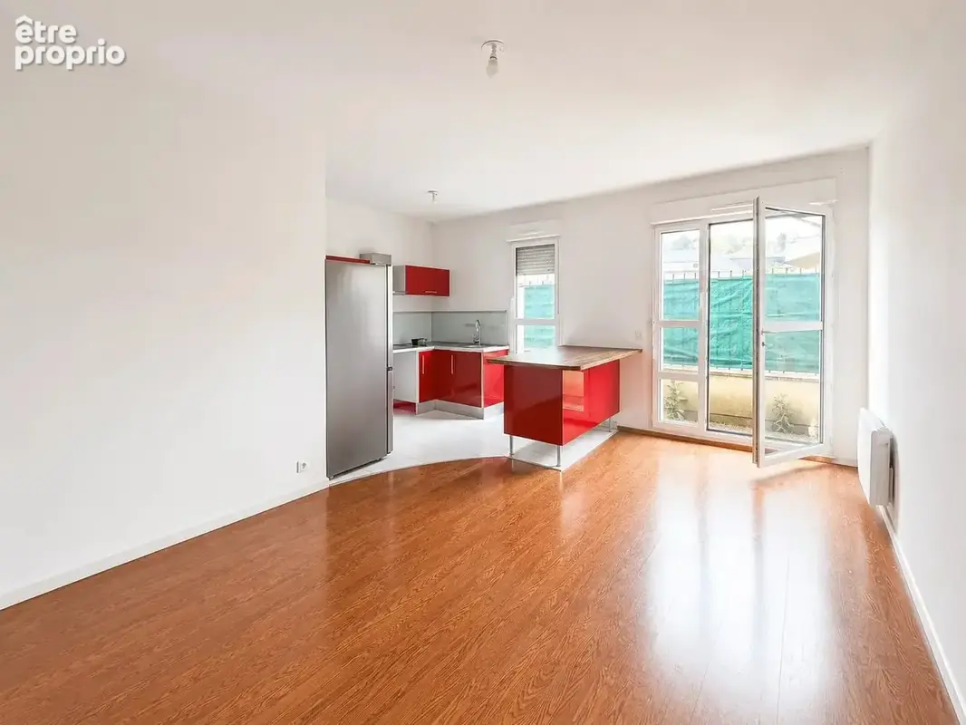 Appartement F3 de 62 m² avec jardin privatif et place de parking sécurisée - photo 2