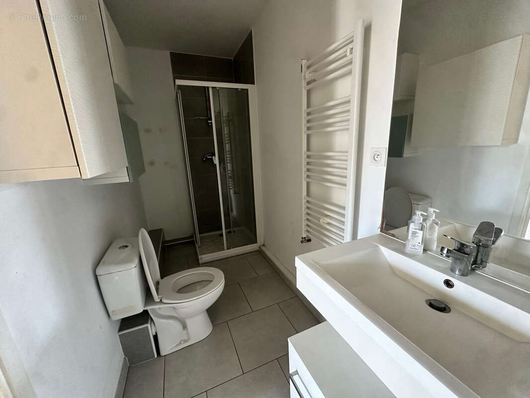Appartement à MARSEILLE-3E