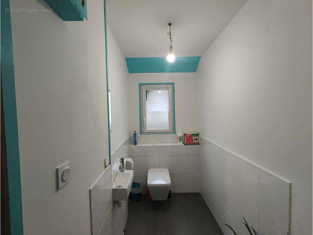 Maison 125 m² à Gesnes-Le-Gandelin  - photo 10