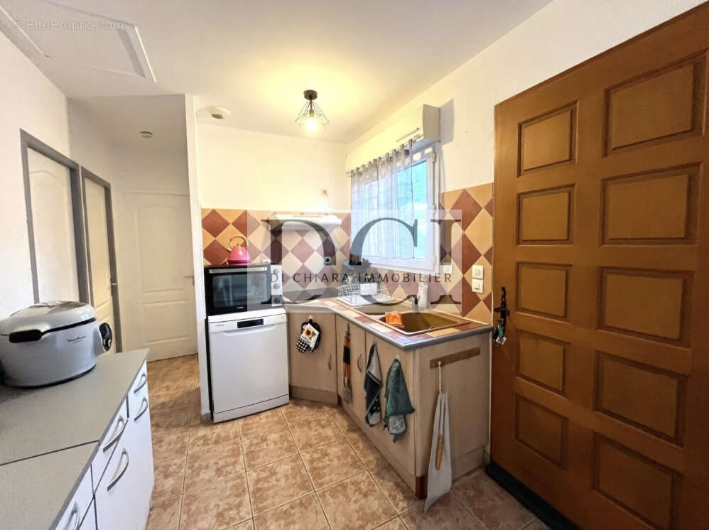 Maison à ENSUES-LA-REDONNE