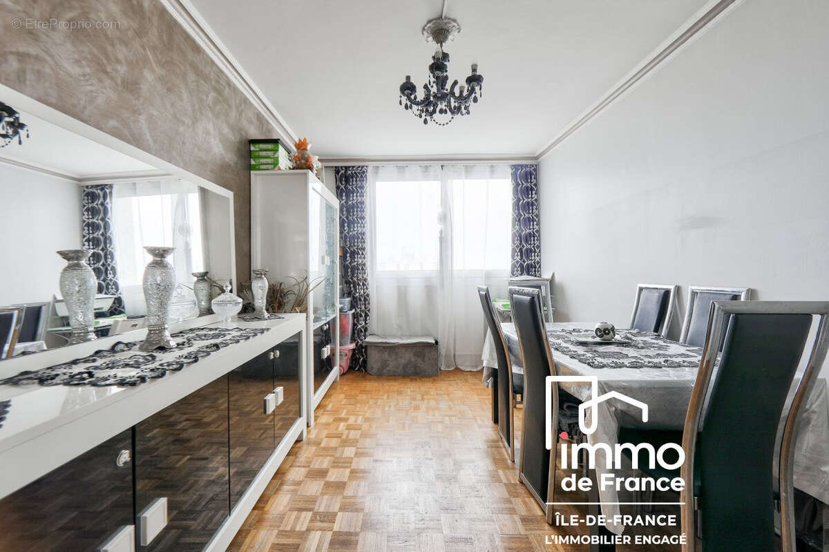 Appartement à LE BLANC-MESNIL