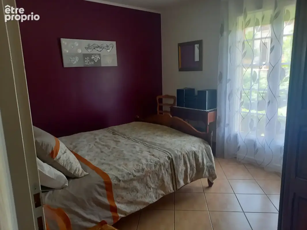 Maison 5 pièces 240 m² à vendre à Dompierre-Sur-Besbre (03290) - photo 3