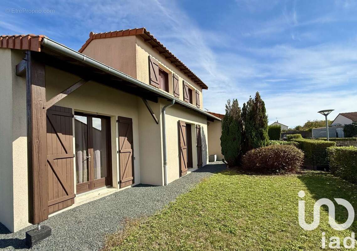 Photo 2 - Maison à LE LONGERON