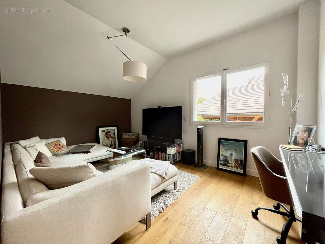 Maison à DIVONNE-LES-BAINS