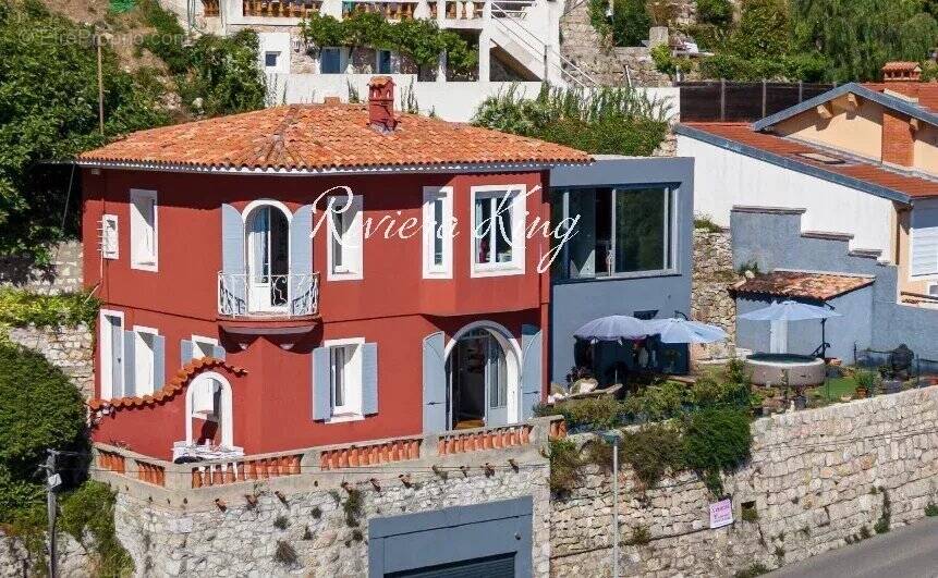 Maison à LA TURBIE