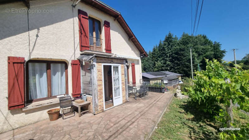 Propriete rurale avec dependances et serres - photo 2