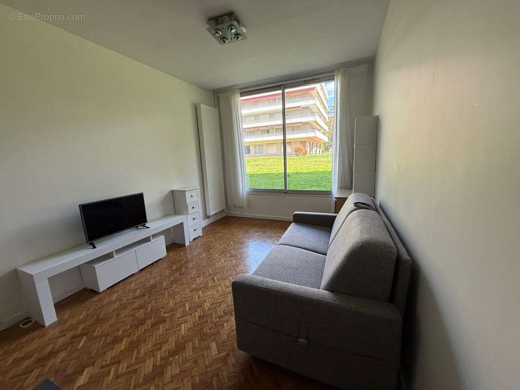 Appartement à MEYLAN