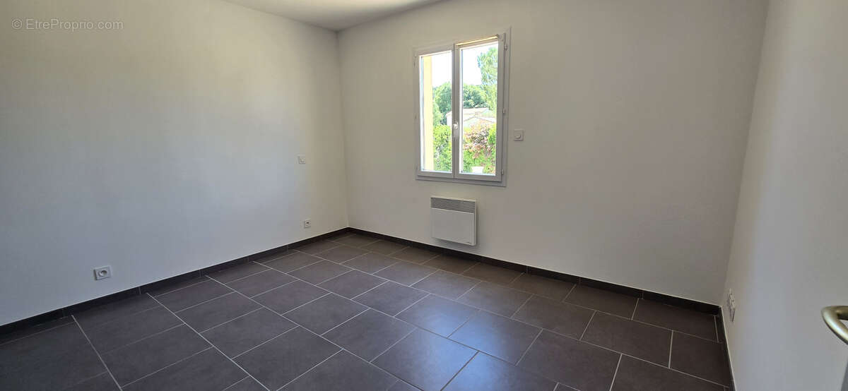 Maison à JONQUERETTES