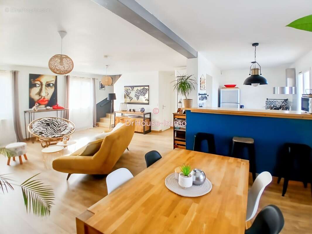 Maison à SAINT-CYPRIEN