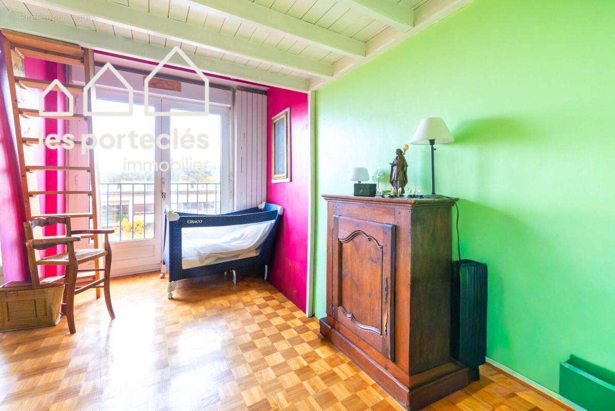 Appartement à LOUVECIENNES