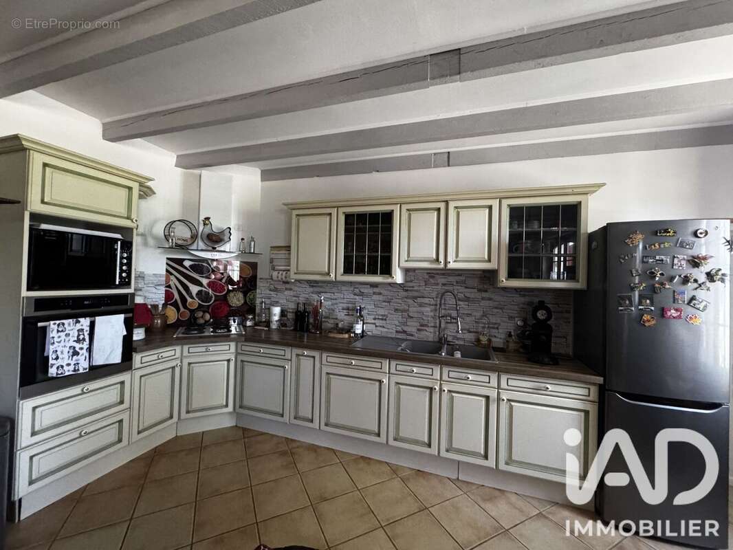 Maison 334 m² à Pleine-Selve  - photo 2