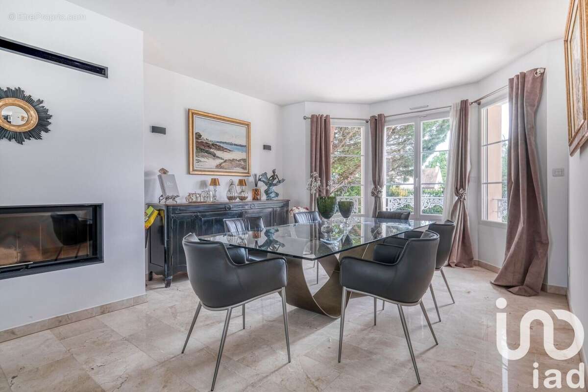 Photo 5 - Maison à VILLAINES-SOUS-BOIS