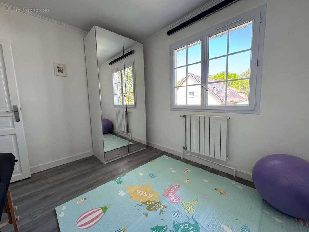 Maison à LE PLESSIS-TREVISE