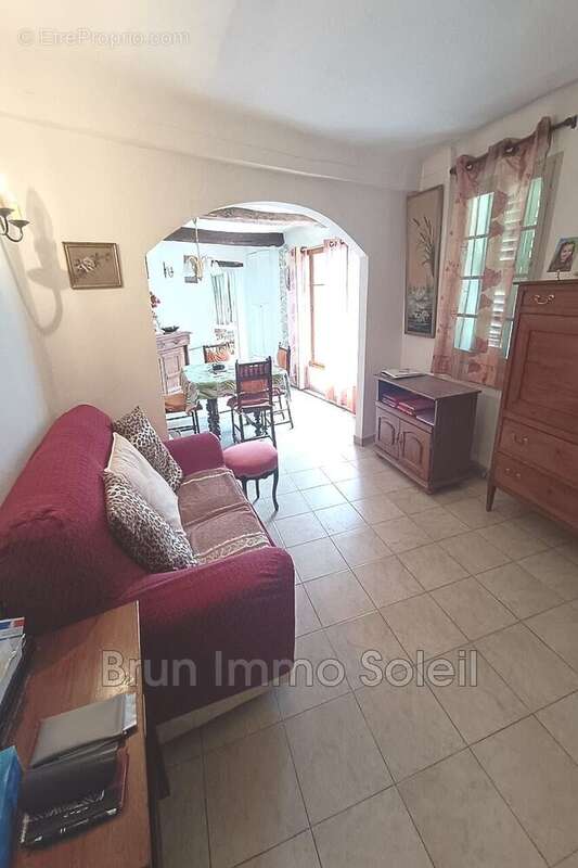 Appartement à TOUET-SUR-VAR