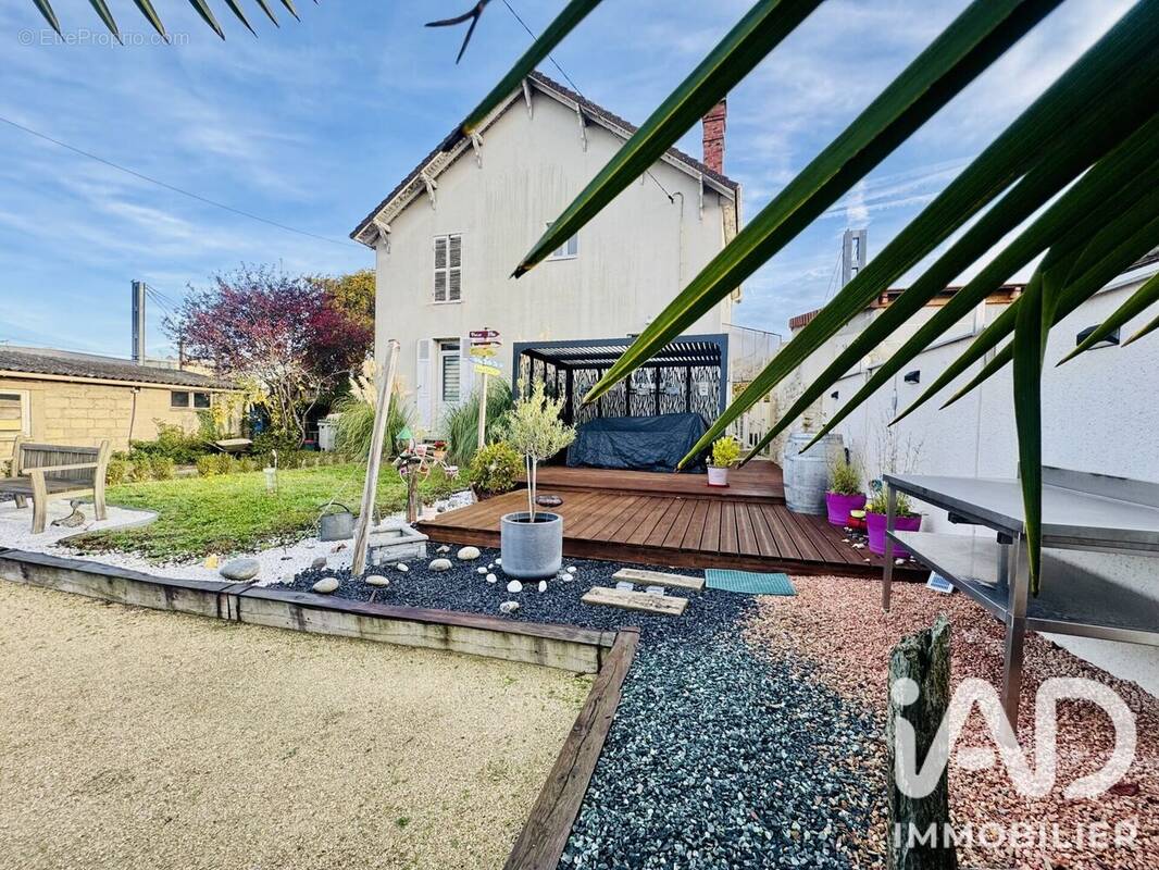 Photo 1 - Maison à MANTES-LA-VILLE