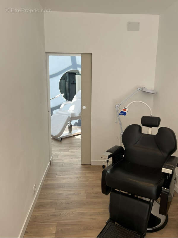 Commerce à LE GRAU-DU-ROI