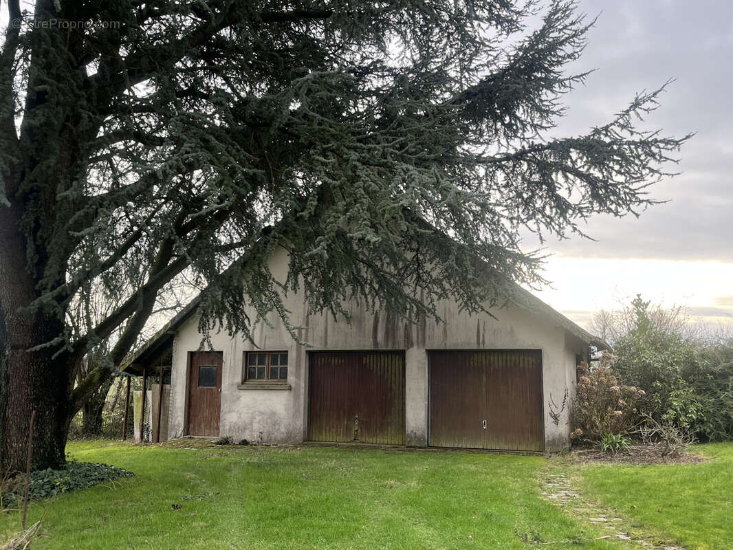 Maison à CALLENGEVILLE